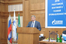Председатель Правительства Республики Дагестан Абдусамад Гамидов