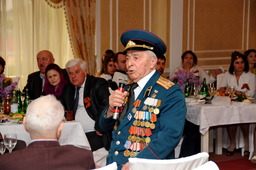 Герой-ветеран Ильяс Казиханов: «Вы должны помнить — войну выиграл победоносный народ Советского Союза!»